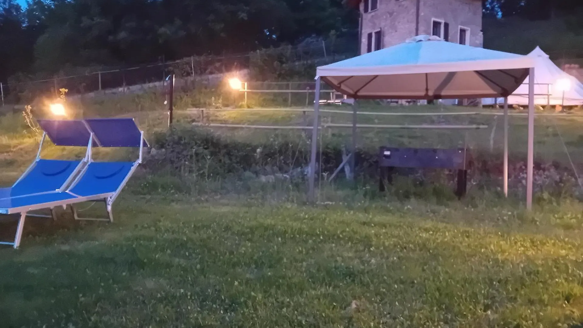 Glamping C Selva Tenda Ciliegio Piano Porlezza 0*,  Италия